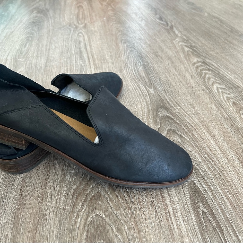 Lucky Brand Cahill Crashback Flats size 8. Black - Picture 4 of 11
